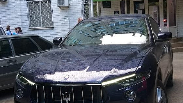В Краснодаре у директора фирмы забрали «Maserati» за долги по зарплате