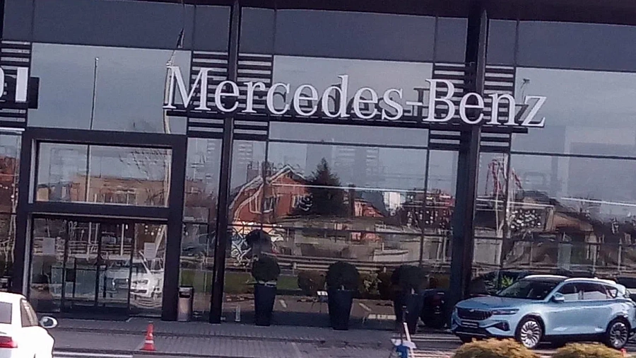 Mercedes, Tank и Toyota резко подешевели на Кубани