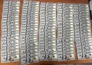 В аэропорту Сочи таможенники изъяли у пассажирки 12,8 тысяч долларов