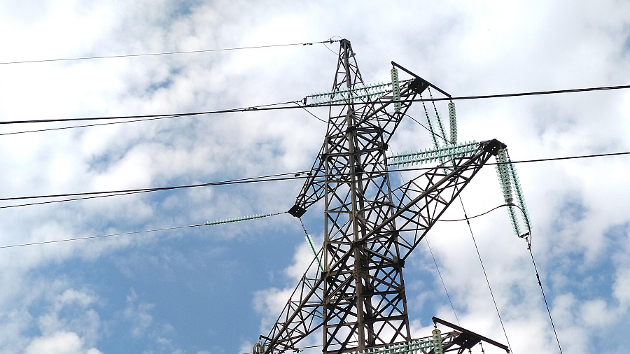 В Краснодаре десятки улиц остались без электричества