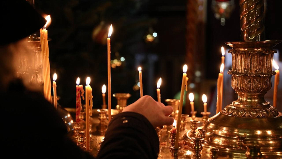 В Краснодарском крае в преддверии Рождества во всех храмах пройдут богослужения 