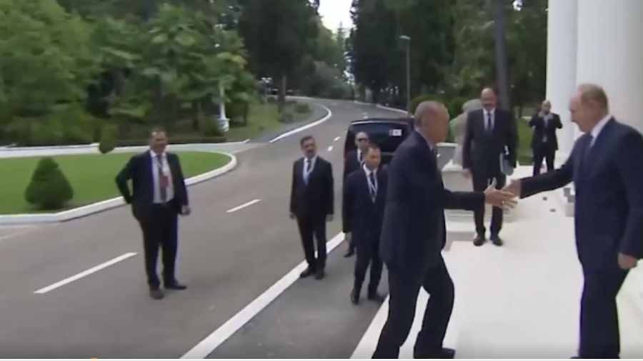 Опубликовано видео с переговоров Владимира Путина и Реджепа Эрдогана в Сочи
