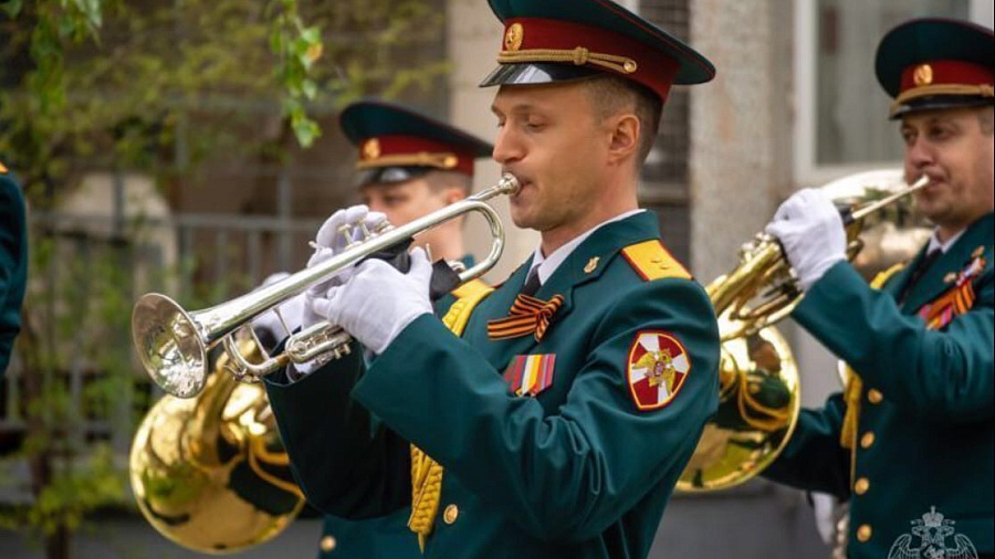 В Краснодарском крае ко Дню Победы во дворах ветеранов пройдут парады с оркестром