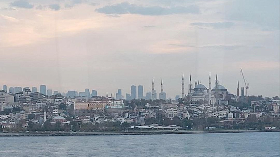 Туристы из Краснодарского края застряли у берегов Турции на круизном лайнере Astoria Grande