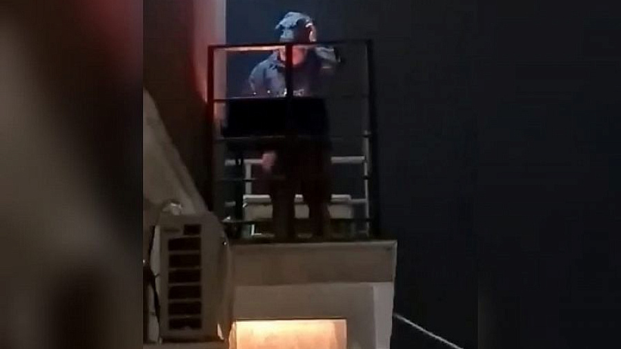 Жаривший на балконе многоэтажного дома в Сочи шашлыки мужчина стал фигурантом дела