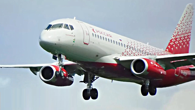 Авиакомпания «Россия» перебазирует самолеты SSJ 100 на свою новую базу в Сочи