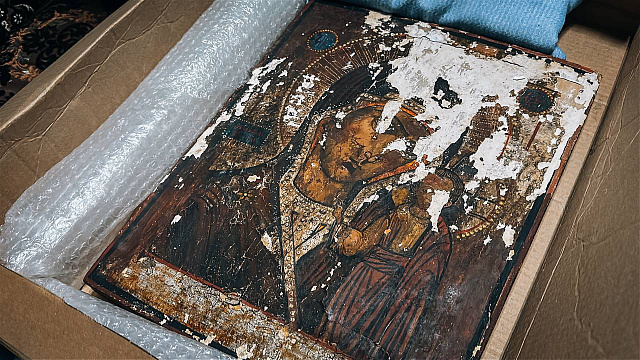 Икона Божией Матери, найденная на Бугазской косе, прибыла на реставрацию в Краснодар