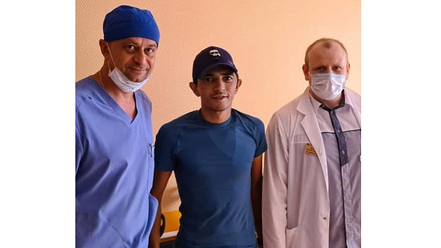 Множественные травмы головы, позвоночника и конечностей: в Сочи хирурги спасли мужчину, упавшего с 12 этажа