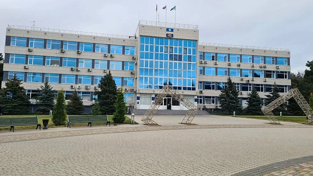 Отдыхающим в Анапе отменили курортный сбор до конца года