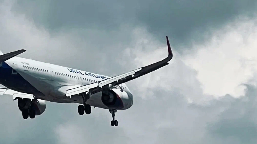 Борт из ОАЭ с 209 туристами успешно сел в аэропорту Сочи