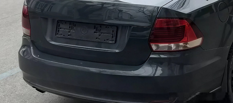 В Краснодаре камеры станут фиксировать снятие номеров на парковках