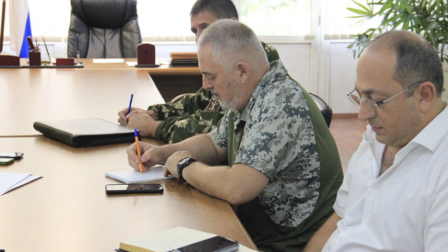 В Сочинском нацпарке браконьеры организовали схрон оружия