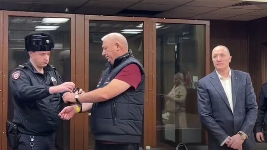 Экс-депутат Госдумы от Кубани Вороновский арестован по делу о взятке до 11 января