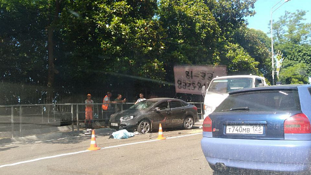 В Сочи насмерть разбился 34-летний мотоциклист