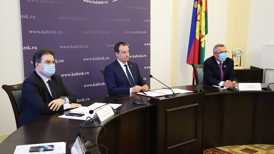 Депутаты Законодательного собрания Кубани обсудили создание новой комиссии для работы с органами исполнительной власти