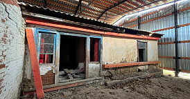 Гнилые саманные стены, разбитая крыша и отсутствующие полы: как в Краснодаре сегодня выглядит дом, в котором 105 лет назад погиб генерал Корнилов