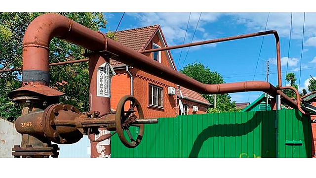 Житель Краснодара пустил воду в газовые трубы и оставил без природного топлива соседей на сутки