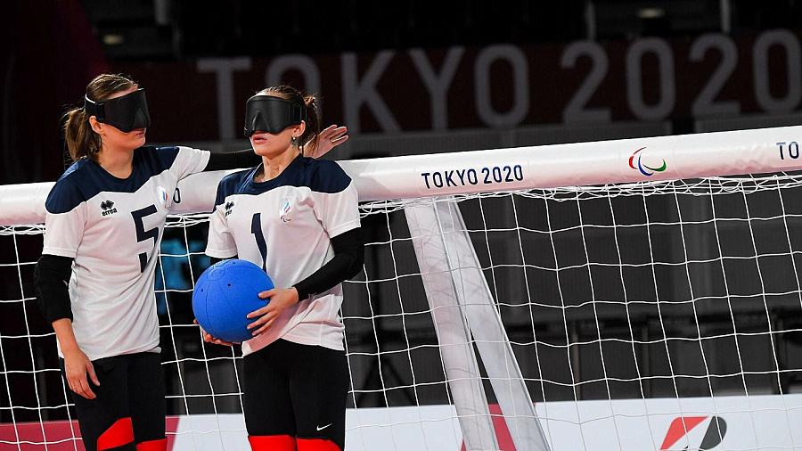 Голболистка из Краснодарского края Ирина Арестова вместе с командой выиграла первый матч Паралимпиады в Токио