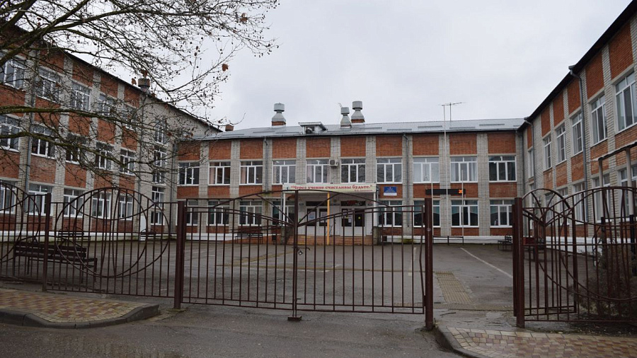 В Горячем Ключе из трех школ эвакуировали детей из-за сообщений об угрозе взрыва