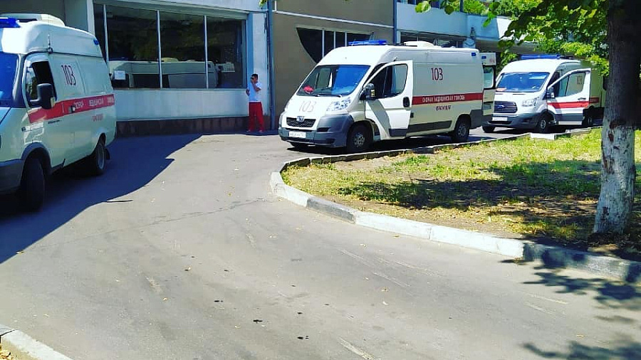 В Краснодаре в больнице скорой помощи ввели запрет на посещение пациентов