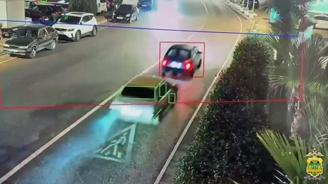 В Сочи угонщик отбуксировал чужой ВАЗ прямо с улицы