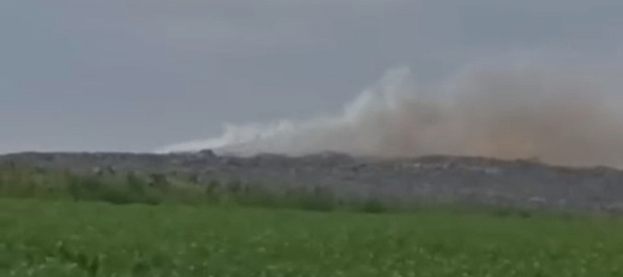 В Усть-Лабинском районе тушат пожар на полигоне ТБО