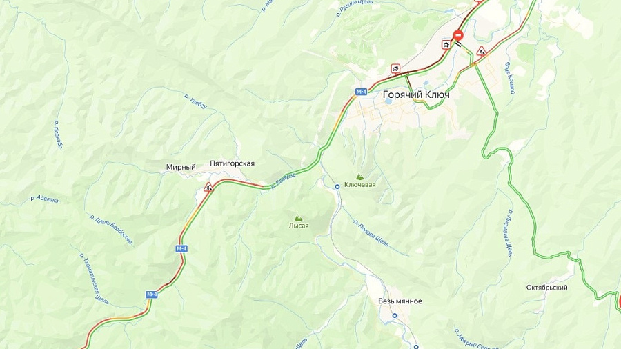 На трассе от Горячего Ключа к Черному морю образовалась 35-километровая пробка