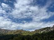 В районе Даховской, а также горных курортах Адыгеи и Кубани в среду прогнозируют малооблачную погоду с заметным потеплением
