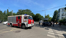 В Краснодаре неизвестная напала на прохожую и порвала ей футболку 