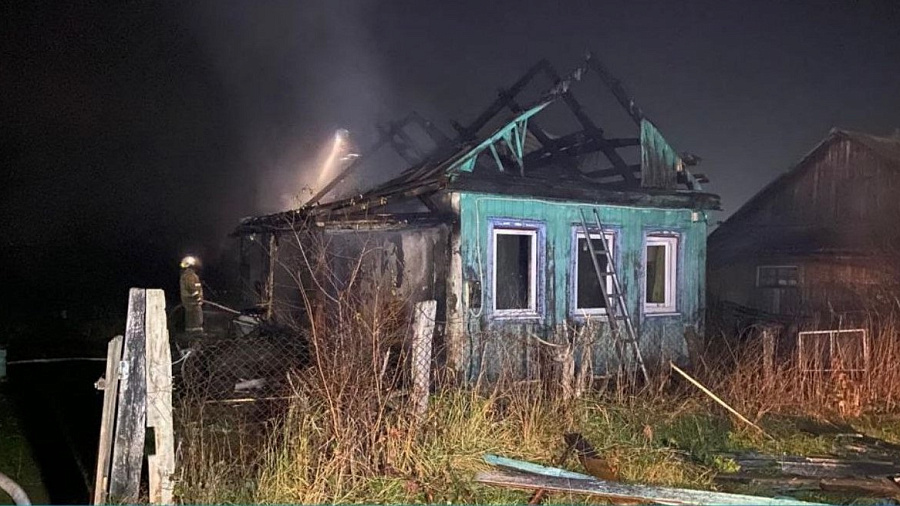 49-летний мужчина погиб при пожаре в частном доме в Краснодарском крае 