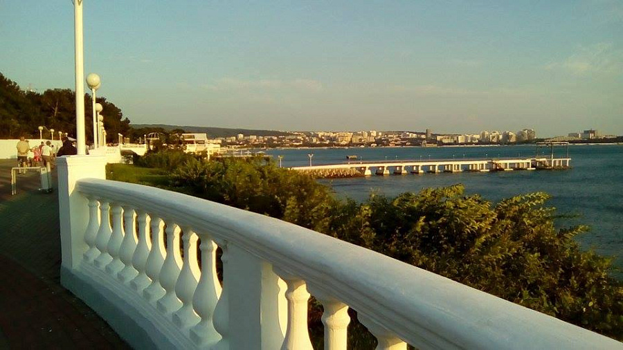 Синоптики рассказали о погоде и температуре морской воды в Геленджике и на курортах Краснодарского края в субботу