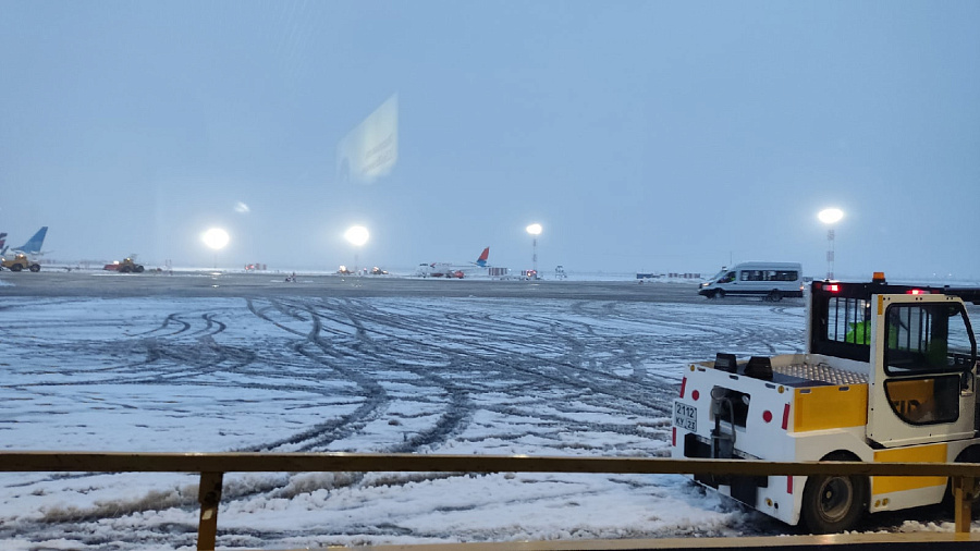 В аэропорту Краснодара предупредили о возможных изменениях в работе из-за туманов