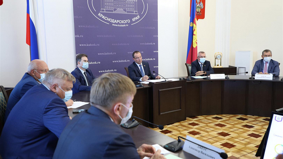 Депутаты ЗСК обсудили вопросы кадрового обеспечения молодежной политики в Краснодарском крае