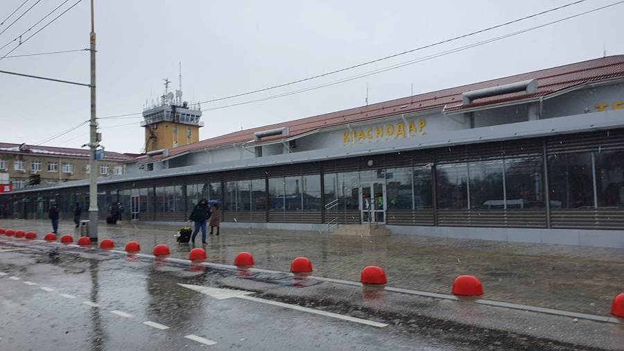 Режим закрытого неба в аэропортах Краснодара, Анапы и Геленджика продлили до 13 апреля