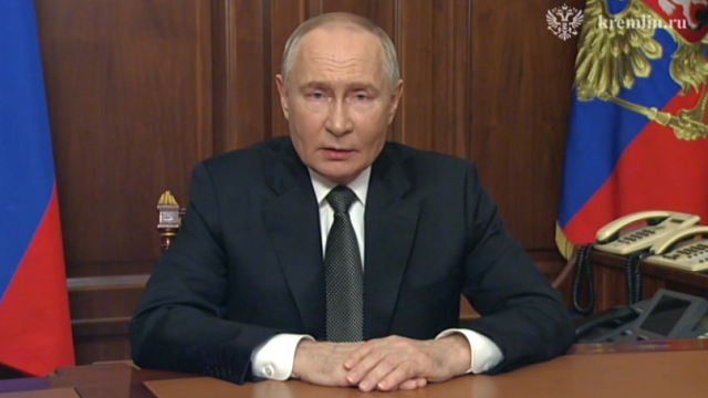 Региональный конфликт стал глобальным: Путин прокомментировал удар гиперзвуковой баллистической ракеты по Украине