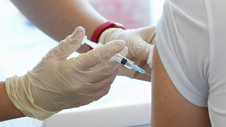 Вице-губернатор Кубани пригрозила медикам увольнением за продажу сертификатов о вакцинации