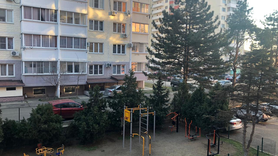 В Краснодаре и крае в конце рабочей недели прогнозируют 14-градусные морозы и порывистый ветер на фоне малооблачной погоды