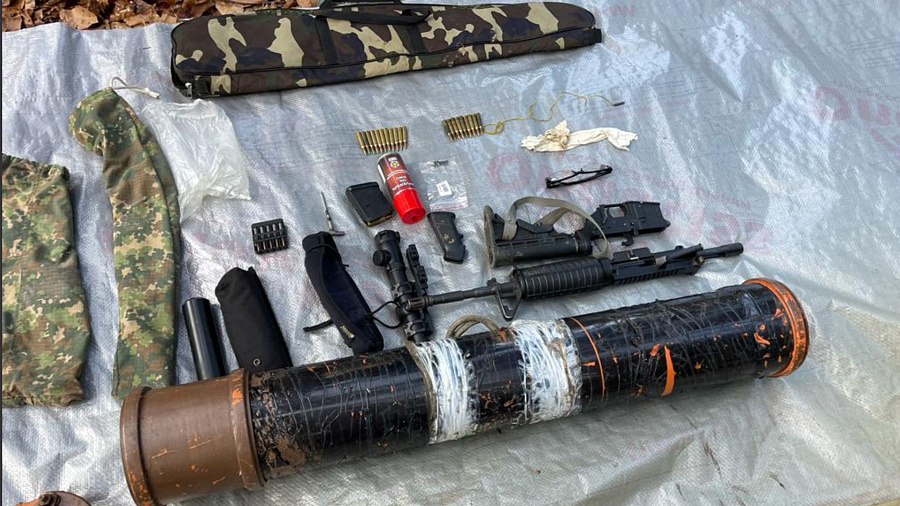 В Сочинском нацпарке неизвестные организовали схрон с редким оружием