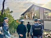 В Геленджике начали масштабный снос незаконного жилого комплекса у моря