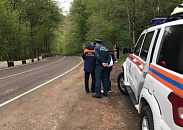 В Адыгее продолжают искать ребенка из Краснодарского края, упавшего в реку 