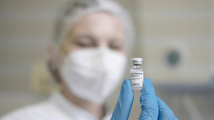 В Краснодаре заработал шестой мобильный пункт вакцинации от COVID-19