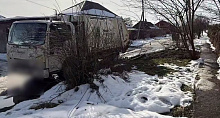 В Славянске-на-Кубани мусоровоз при движении задом насмерть сбил пенсионера