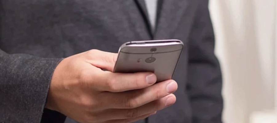 В Госдуме предложили запретить блокировать Telegram и WhatsApp*