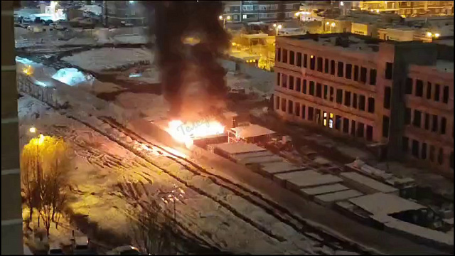 В Краснодаре ночью произошел пожар на территории строящейся школы