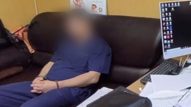Поборы с пациентов привели к задержанию завотделением онкодиспансера в Краснодаре