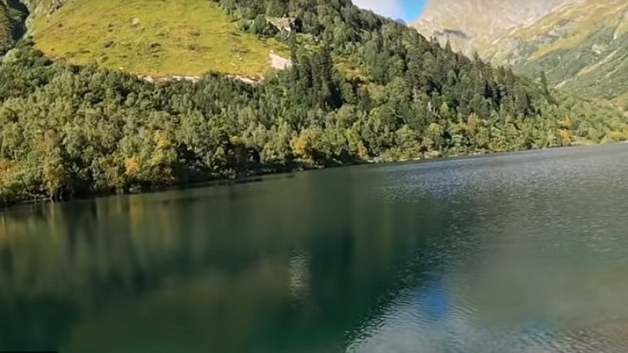 В горах Сочи подготовили для туристов новый маршрут на озеро Кардывач
