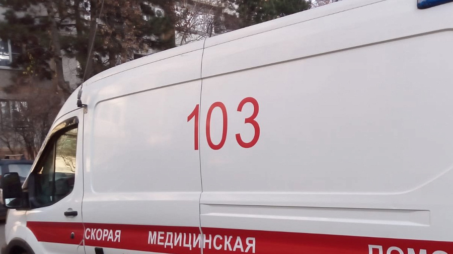 В Краснодарском крае семиклассник выпал из окна школы на третьем этаже