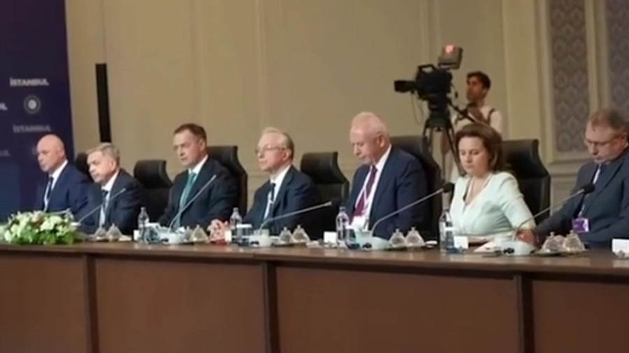 Обмен пленными и вопрос о встрече Путина с Зеленским: чем закончился третий раунд переговоров между Россией и Украиной 