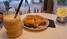 Какие продукты тихо тянут в депрессию и почему мы едим их каждый день﻿