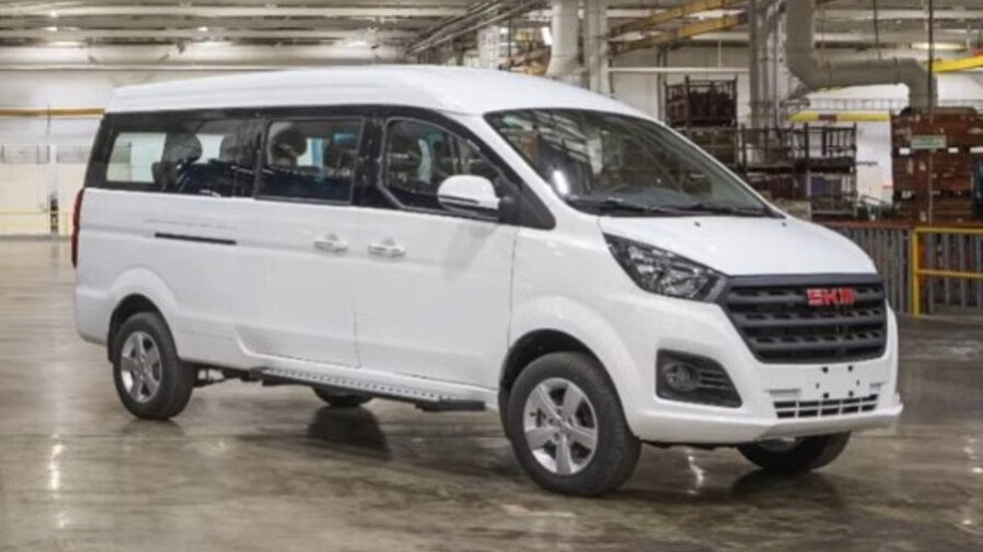 АвтоВАЗ запустит минивэны SKM в продажу в 2026 году